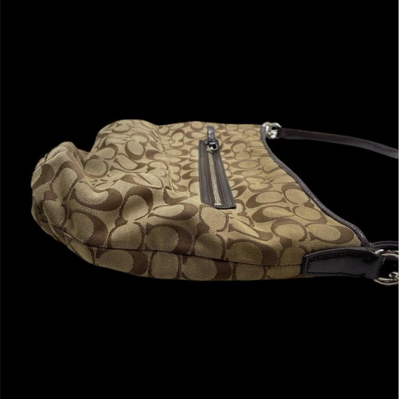 Coach Brown and Black Shoulder Bag with Signature Style - Picture 6 of 9